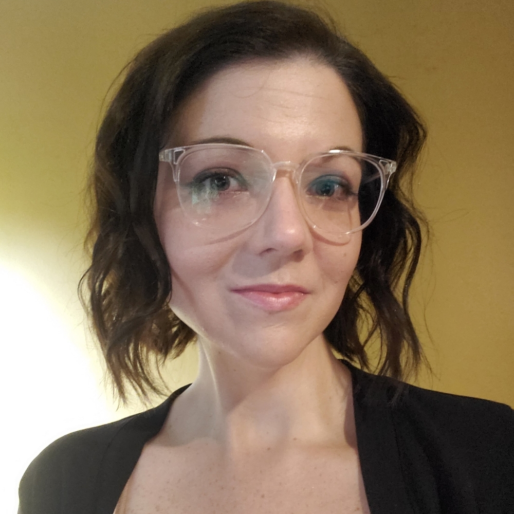 Meet your Posher, Maegan